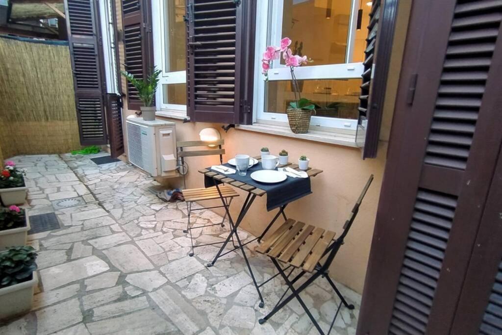 Elegante Open Space Con Vasca Idromassaggio A Trastevere Екстериор снимка